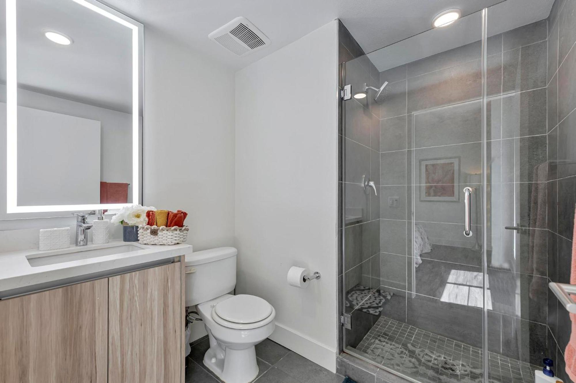 7 Large Down Town Santa Monica Apartment Λος Άντζελες Εξωτερικό φωτογραφία