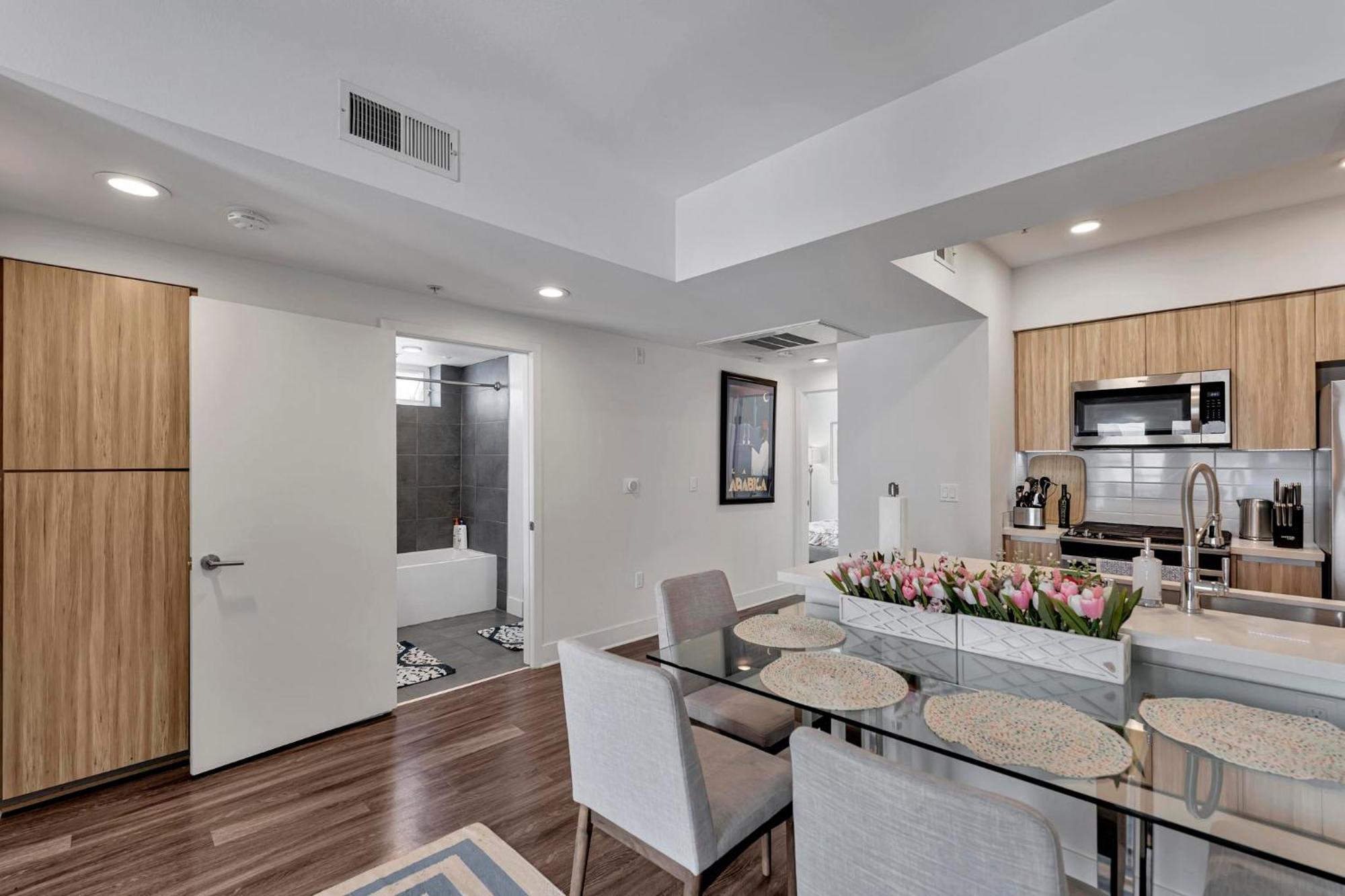 7 Large Down Town Santa Monica Apartment Λος Άντζελες Εξωτερικό φωτογραφία